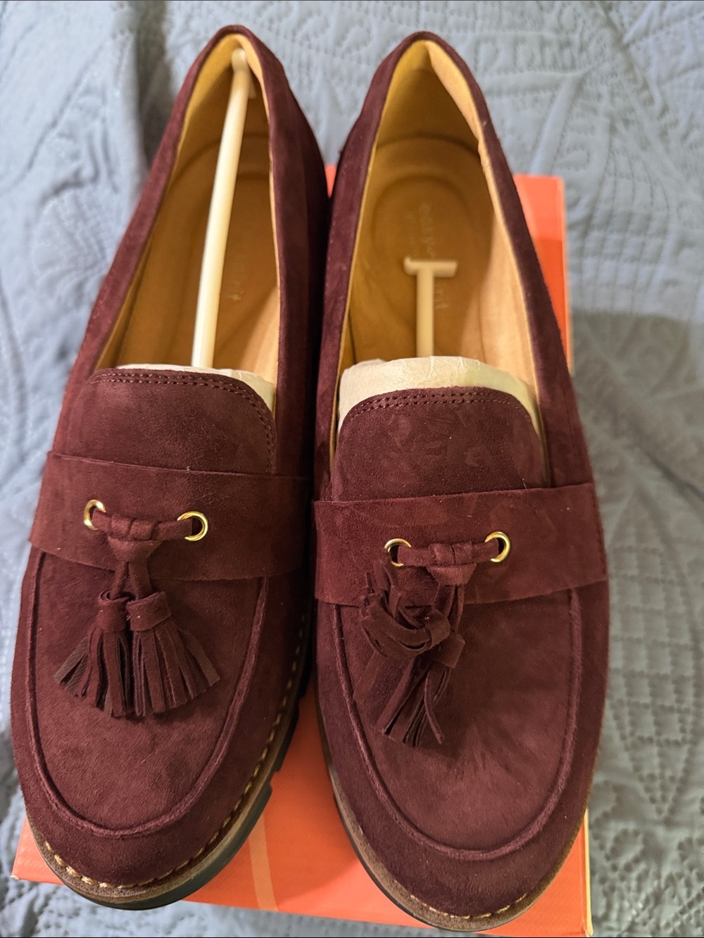 Easy Spirit Women's Burgundy Suede Tassel Loafers. SZ 9W. NIB